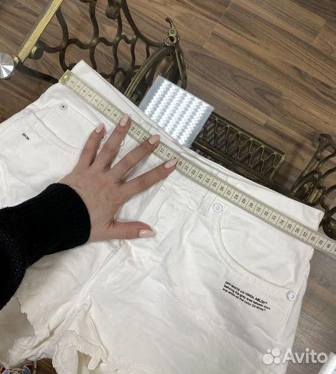 Шорты Off-white