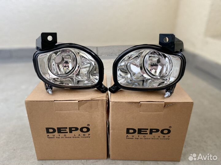 Туманка (1шт) Toyota Avensis T250 (2003-2006)