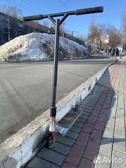 Кастомный трюковой самокат