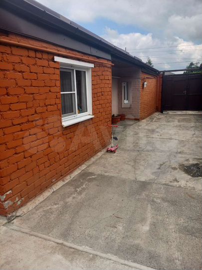 Дом 179 м² на участке 11 сот.