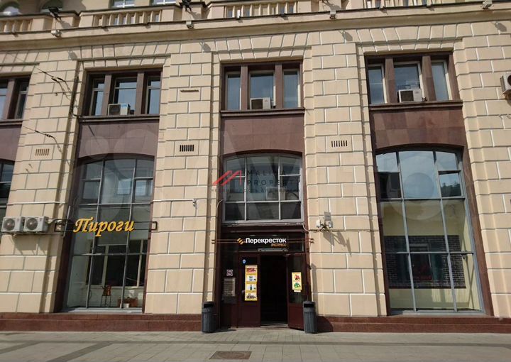 Сдам торговое помещение, 250 м²