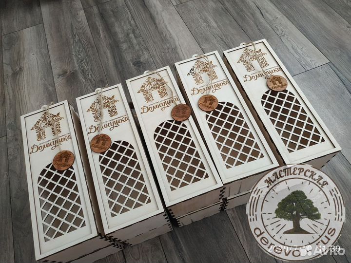 Коробка из дерева