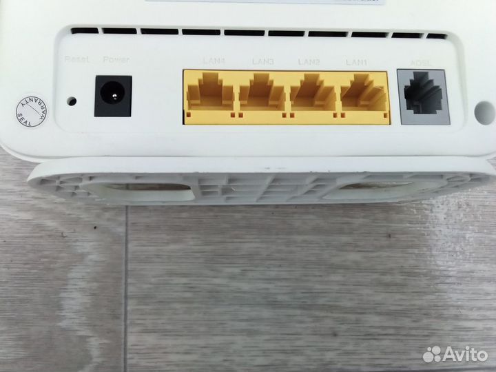 Продам модем Huawei HG532E