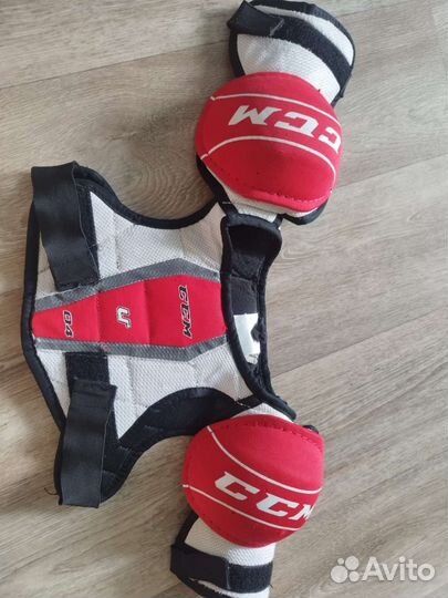 Нагрудник хоккейный