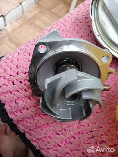 Помпа ваз 2106