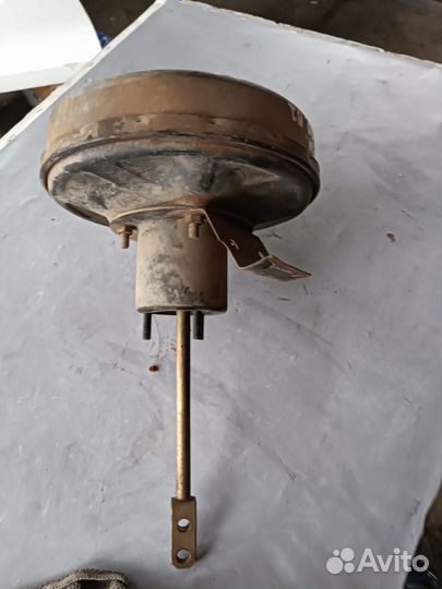 Вакуумный усилитель тормозов Audi 80 B2