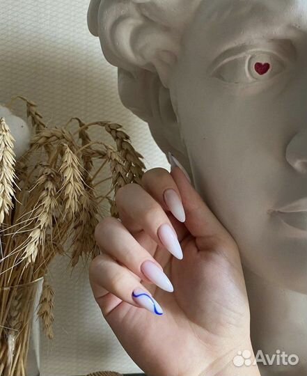 Маникюр на дому