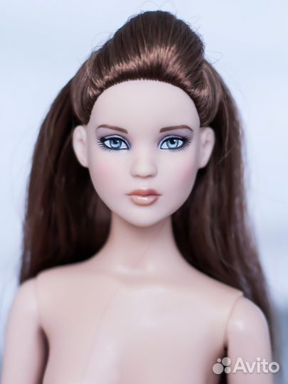 Кукла Тоннер Tonner Silver Splendor