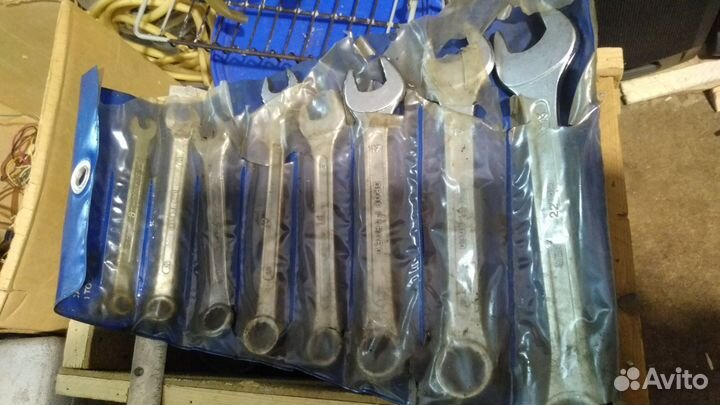 Гаечные ключи, накидные, набор ключей