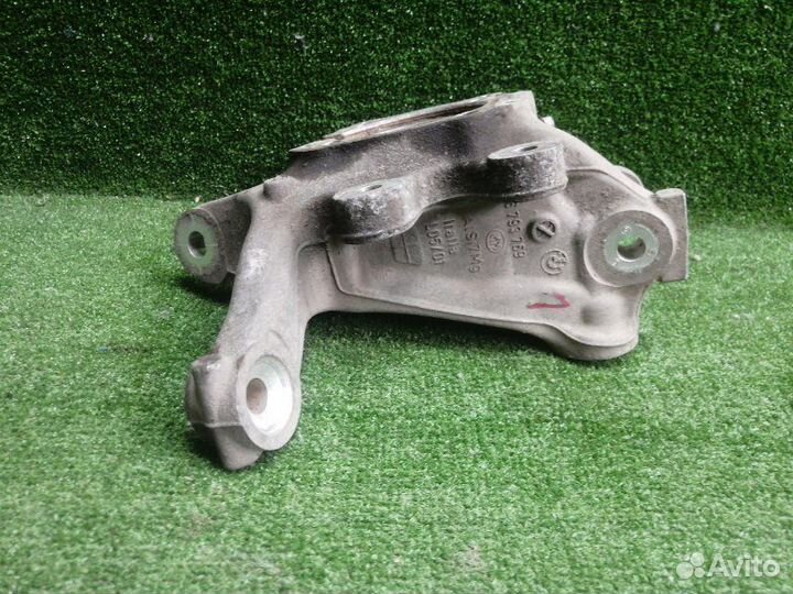 Кулак поворотный задний левый Bmw 5-Series F10