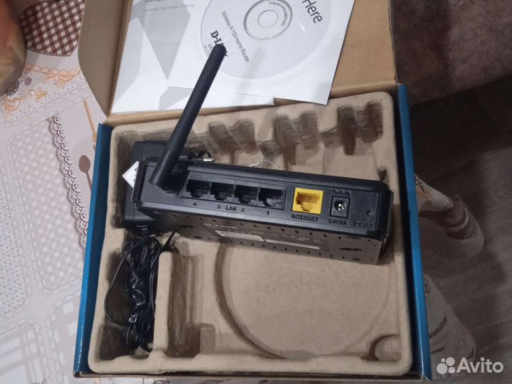 Беспроводной маршрутизатор,немного б.у