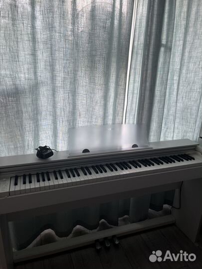 Цифровое пианино casio