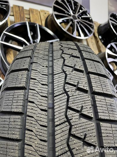 Sailun Ice Blazer Arctic 215/55 R16 97H