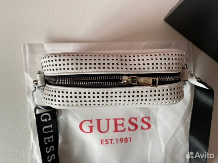 Сумка Guess