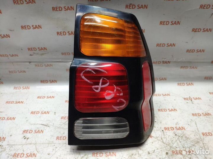 Стоп-сигнал правый Mitsubishi Pajero Sport K94W