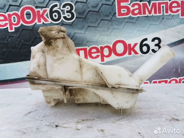 Бачок омывателя передний Ford Focus