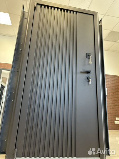 Дверь входная с терморазрывом