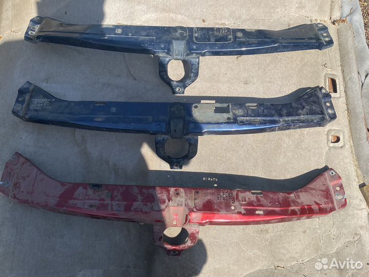 Передня планка телевизора Мерседес 210