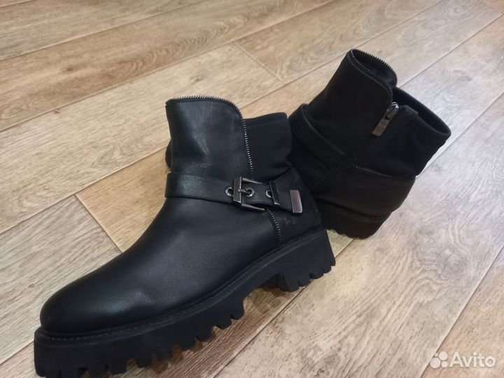 Ботинки женские Massumo Santini р.38-38,5