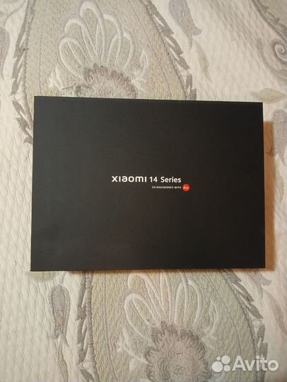 Стабилизатор в подарочном боксе Xiaomi 14
