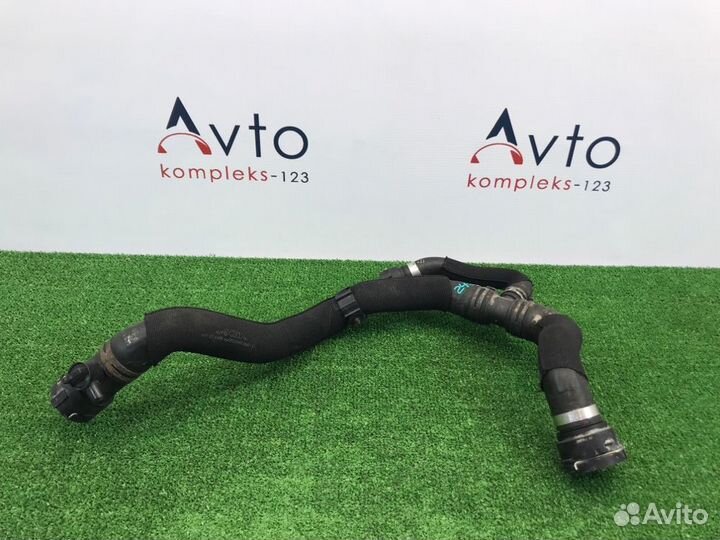 Патрубок радиатора Audi A5 8T cdnc 2011