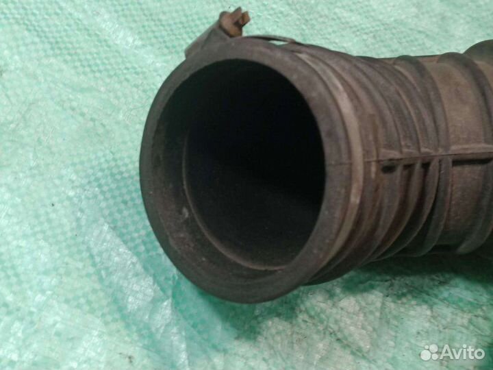 Патрубок впускного коллектора Land Rover Range