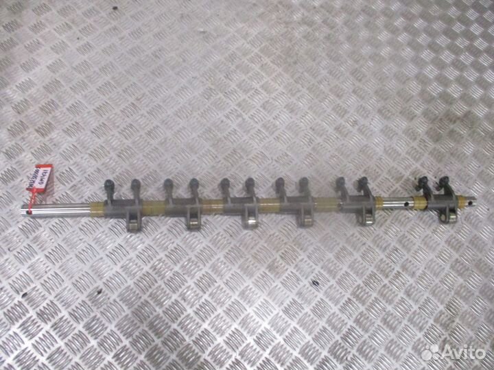 Ось рокеров (в сборе) Mercedes-Benz A4710501231