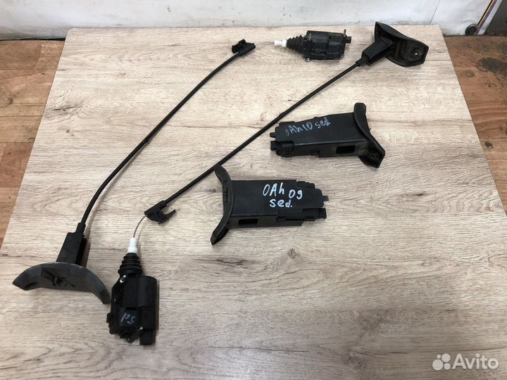 Замок лючка бензобака Opel Astra h