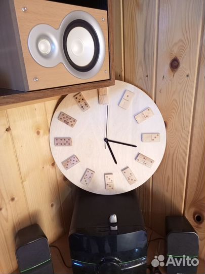 Часы настенные