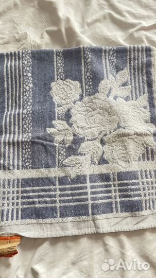 Махровое полотенце