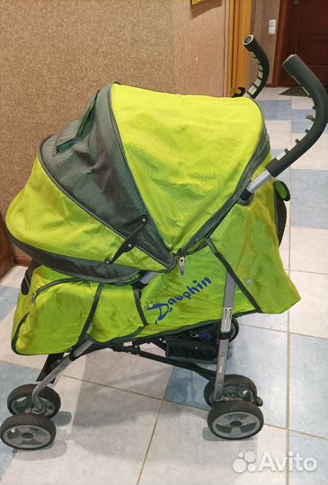 Прогулочная коляска трость