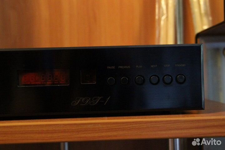 Sugden SDT-1 (High END) CD плеер
