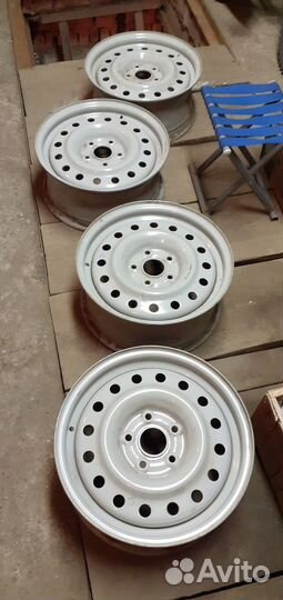 Диски ford focus и Волгу R15 6,5J*15H2 4шт. новые