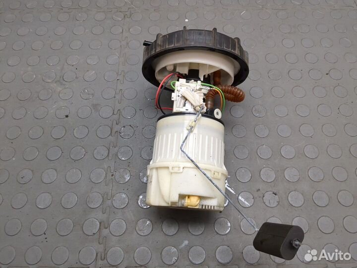 Насос топливный электрический Nissan X-Trail (T30), 2004