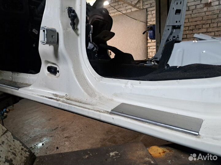 Порог со стойкой левый Renault Kaptur 2.0 F4RE410