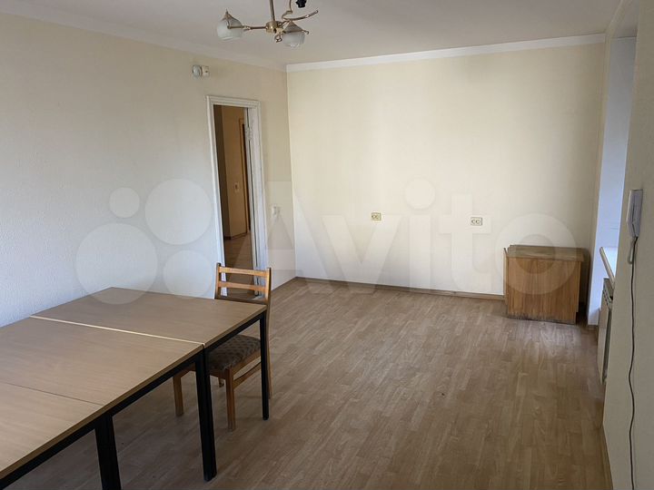 3-к. квартира, 110 м², 1/9 эт.