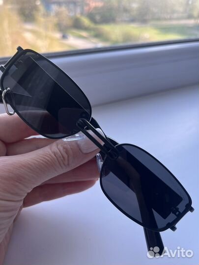 Очки солнцезащитные