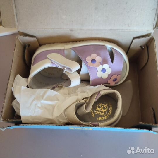 Босоножки для девочки