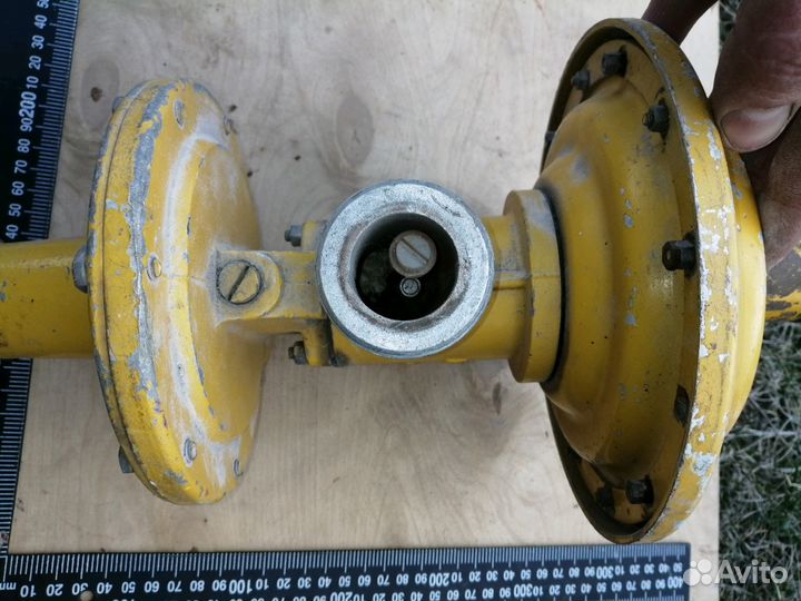 Газовый редуктор рдгд - 20 в шрп. Задвижки, краны