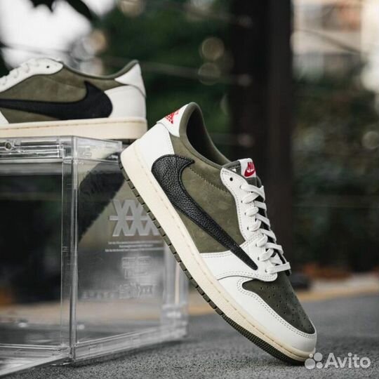 Travis Scott x Air Jordan 1 Low OG Medium Olive