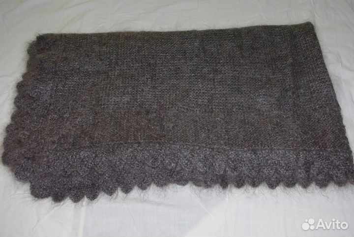 Платок пуховый (шаль). Новый