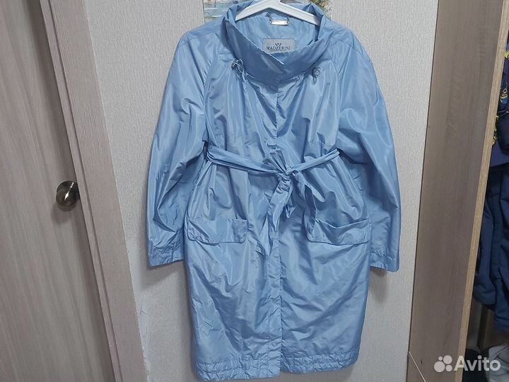Плащ Madzerini Снежная королева 48 размер