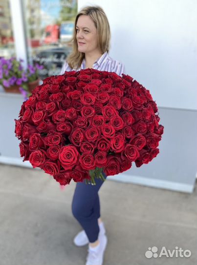 Помощник флориста