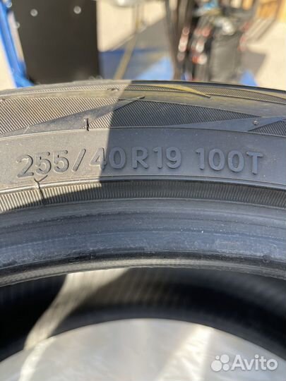 Toyo Observe G3-Ice 255/40 R19