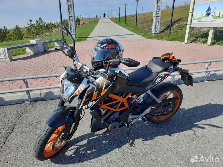 KTM duke 390