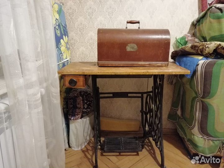 Швейная машина Подольск