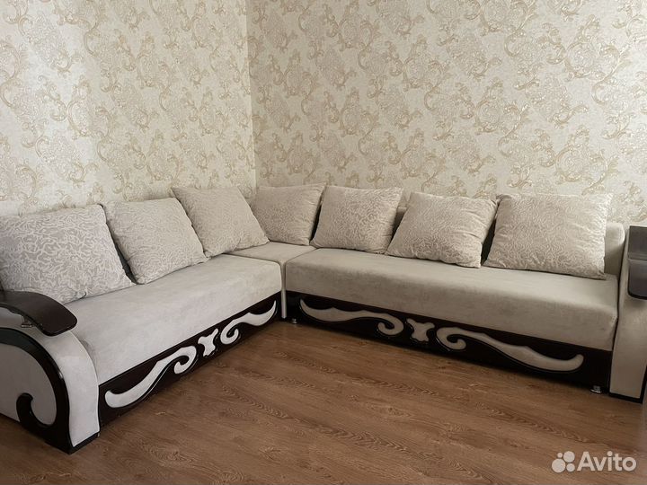 Угловой диван