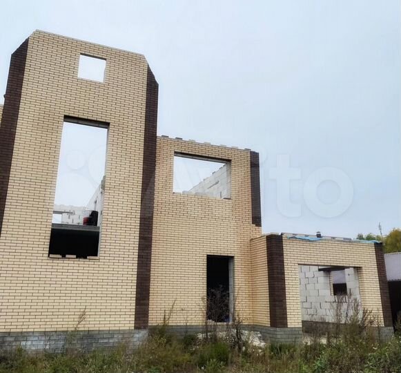 Коттедж 341,4 м² на участке 8,9 сот.