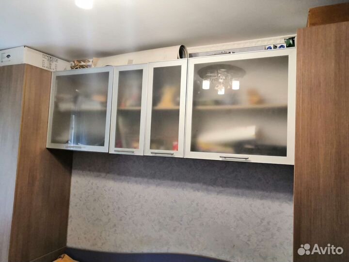 Спальный гарнитур, письменный стол бу