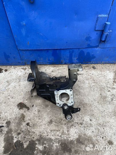 Лонжерон передний правый Peugeot 407